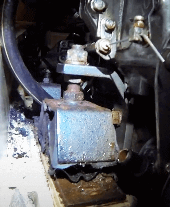 HOW TO DETECT WHEN MARINE ENGINE MOUNTS NEED TO BE REPLACED Ellebogen